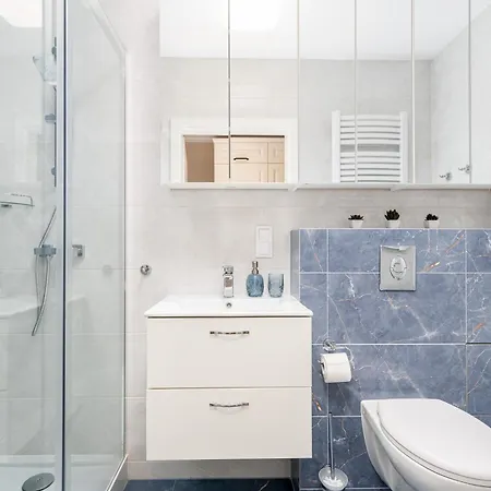 Foothill Apartment