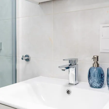 Foothill アパート *